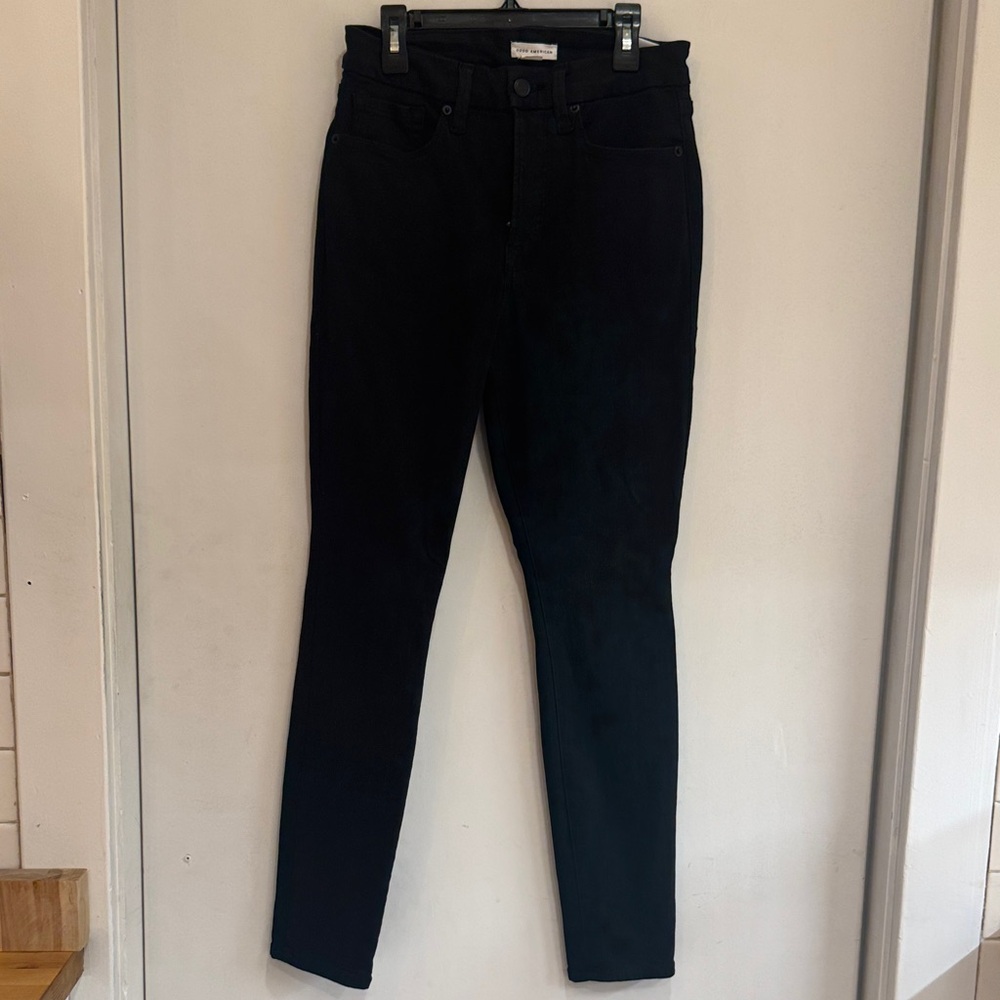 Good American size 8/29 High Rise Classic Black Skinny Jeans